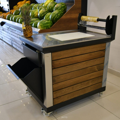 Melon Cutting Stand